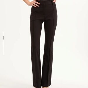 Veronica Beard Hibiscus pant size 8 in black.